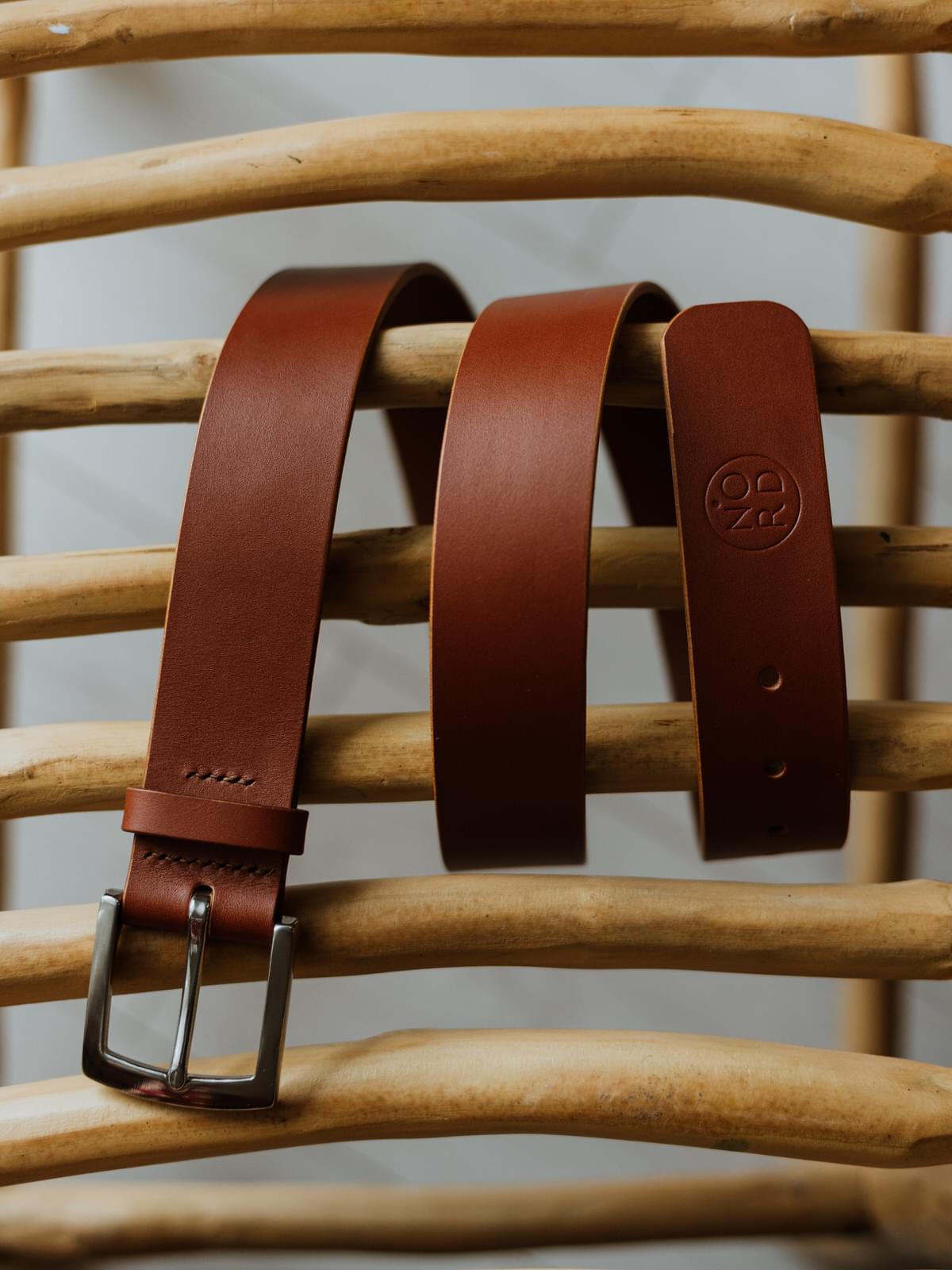 Curea barbati din piele naturală maro handmade – Nord Leather